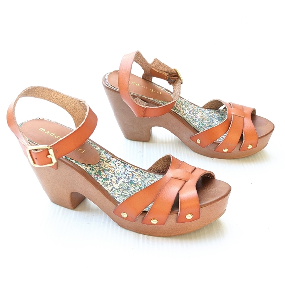 MADDEN GIRL studded faux leather platform clog sandals - Picture 6 of 10